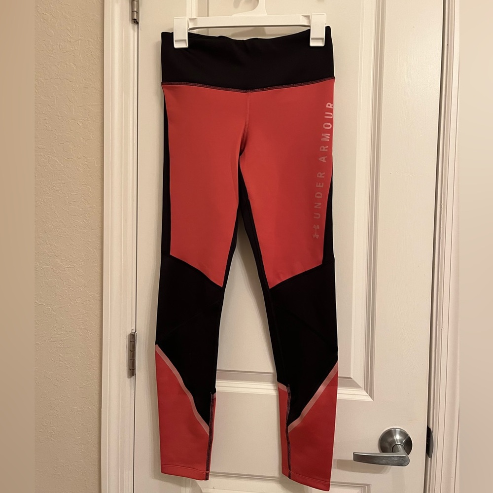 NWOT Under Armour Compression Leggings